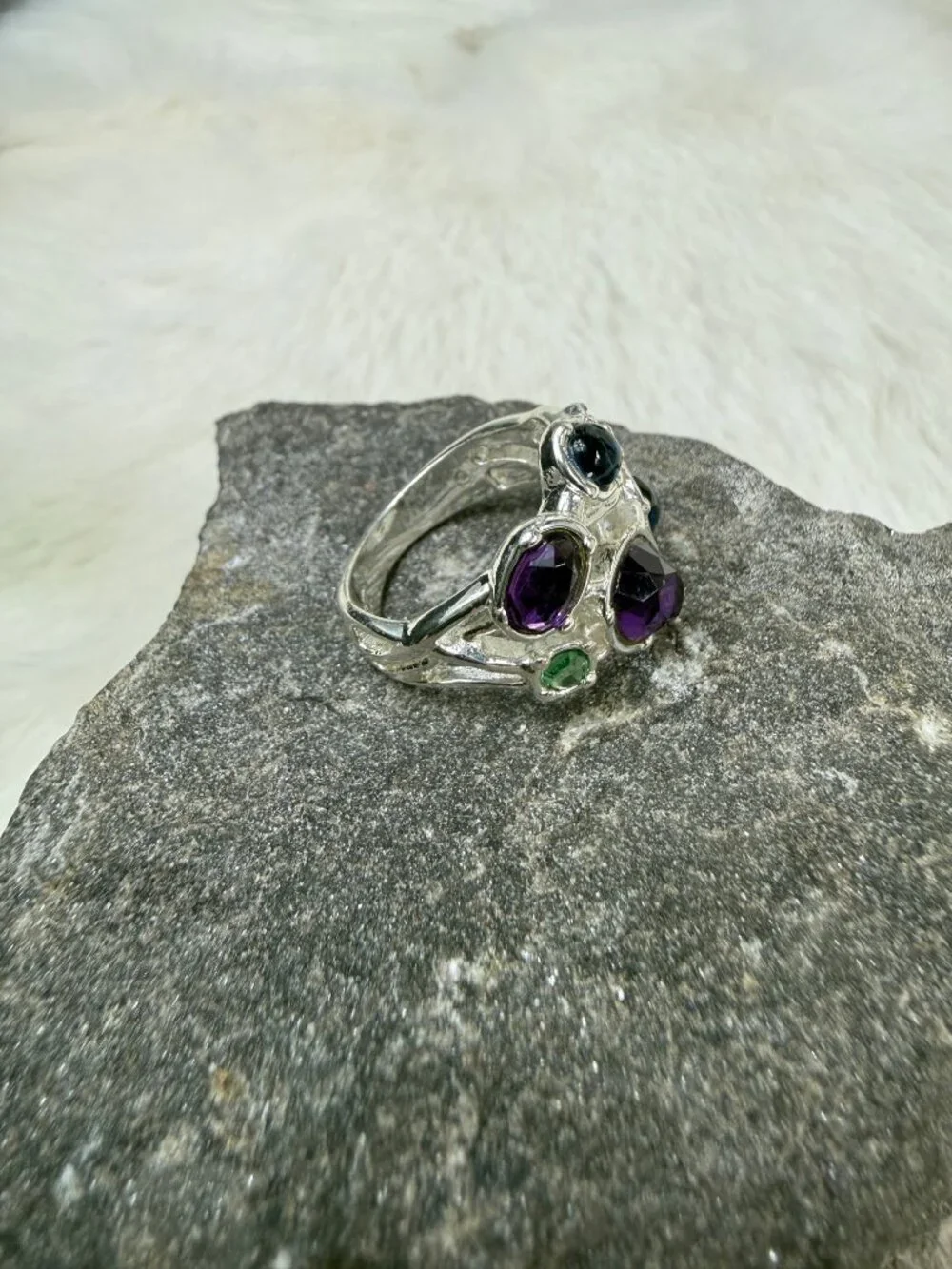 Avon Colorful Rhinestone Silver Tone Ring Size 6.5 NRT